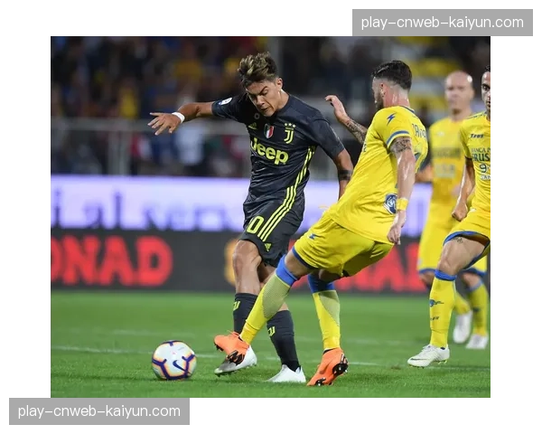 数据:弗罗西诺内是三月至今成功抢断次数最多的球队