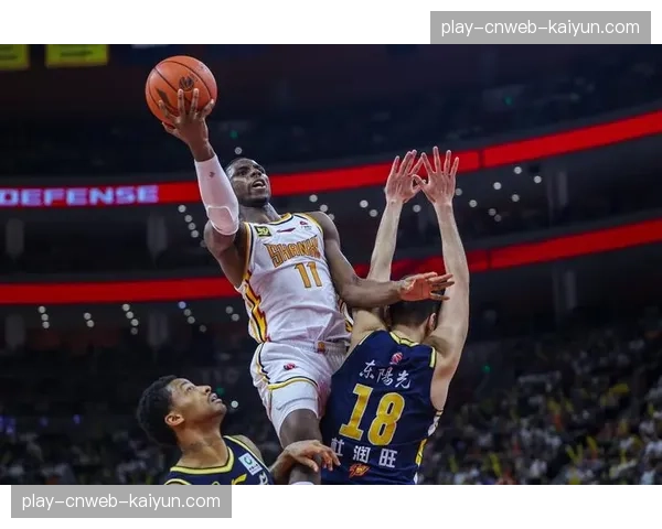 CBA季后赛12进8：辽宁男篮2-0横扫北京，挺进四分之一决赛