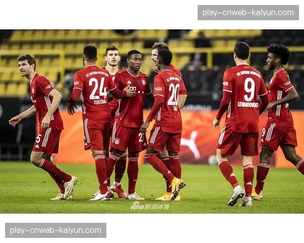 拜仁3-1多特，萨内与戴维斯在边路的反复冲击成关键